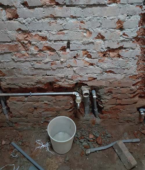 台中浴室漏水管銹蝕