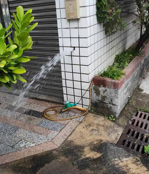 彰化水錶關不住